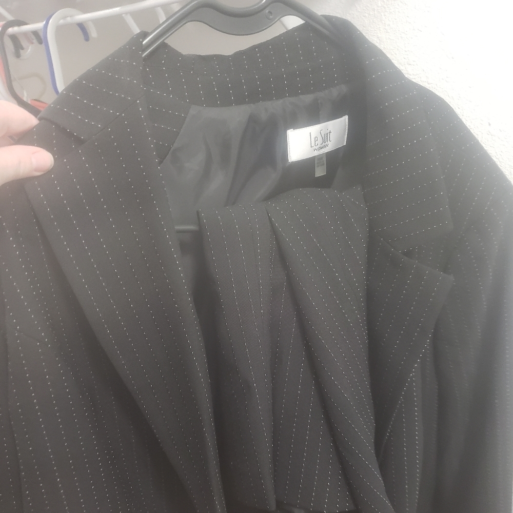 Women's pantsuit